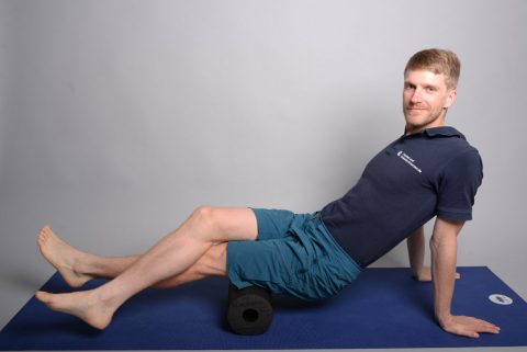 How to Deep Tissue Massage the Hamstrings - Howcast